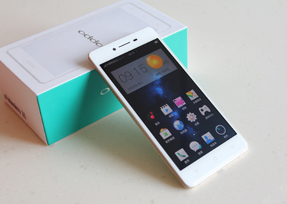 Harga dan Spesifikasi Oppo R7 Plus 4G 3 GB Terbaru